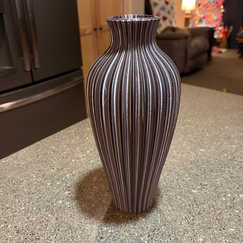 Modern 3D Printed Vase Metalic Plum Color Ribbed‎ Vase Home Decor